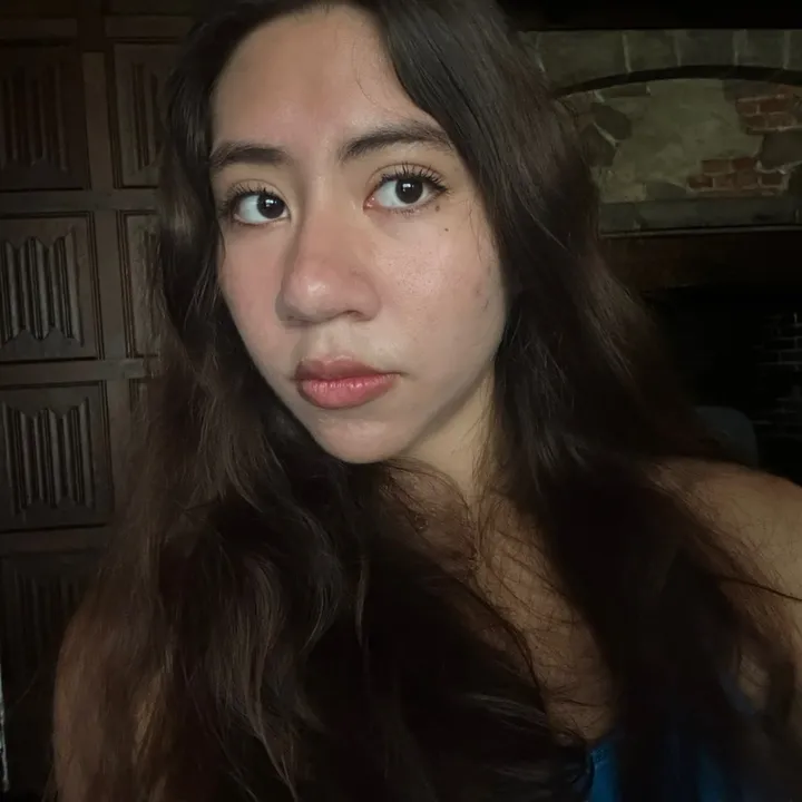 camila.tabora