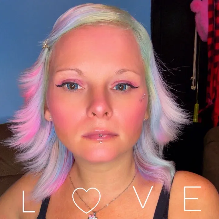 @crazylilhj86