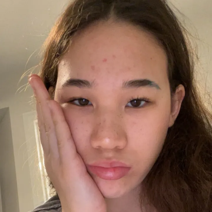 carlys.other.account.ig