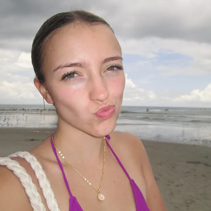 anna.c5555