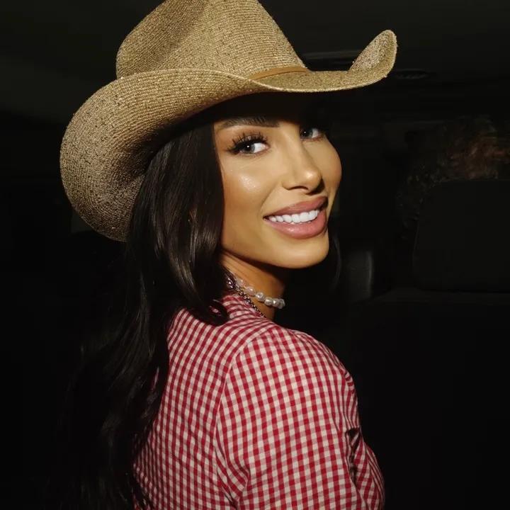 ashleyanezz