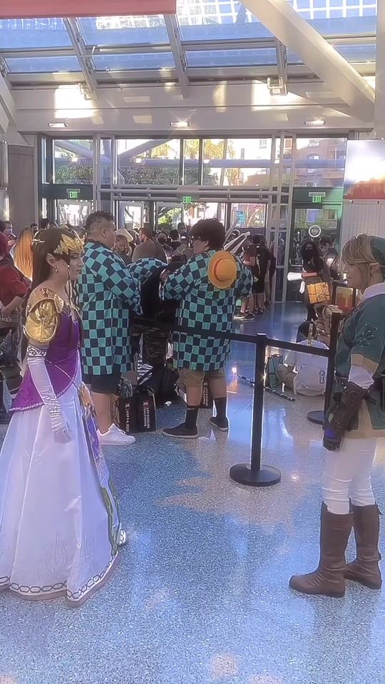 TikTok video thumbnail by neoqueencosplays