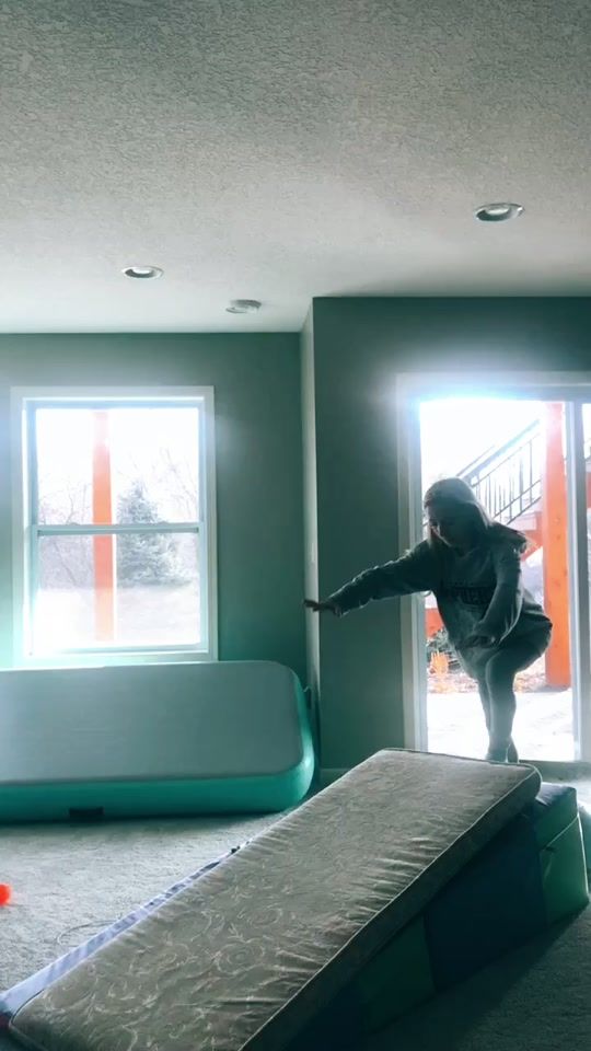 TikTok video thumbnail by new.to.gymnastics.08