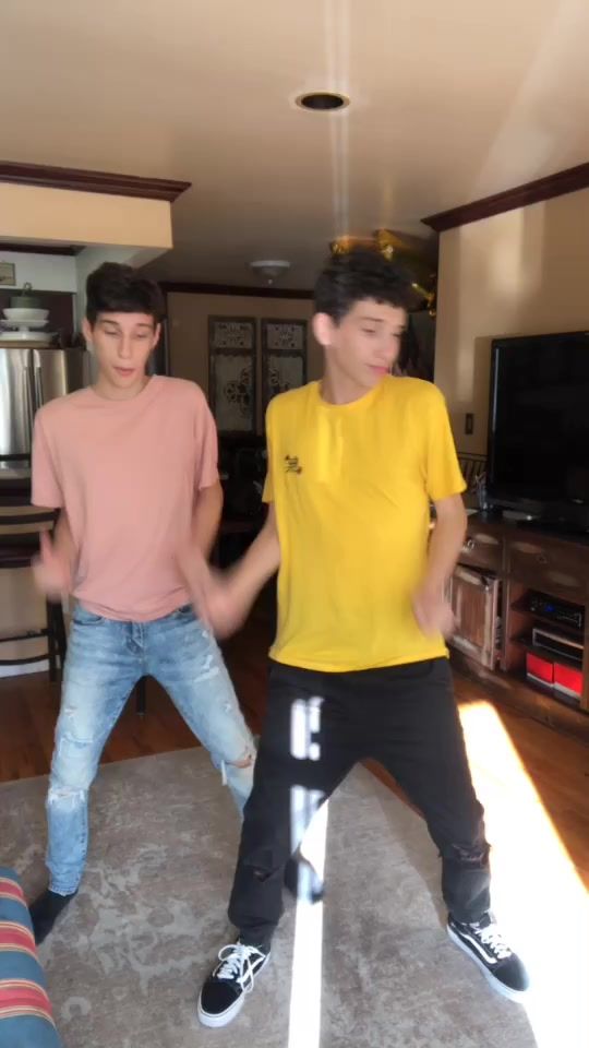TikTok video thumbnail by nicolasandemiliano