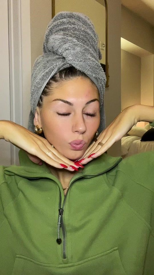 TikTok video thumbnail by oliviaboblet