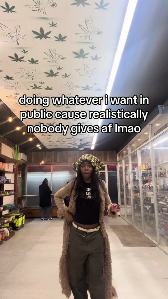 TikTok video thumbnail by hellooitsdesj