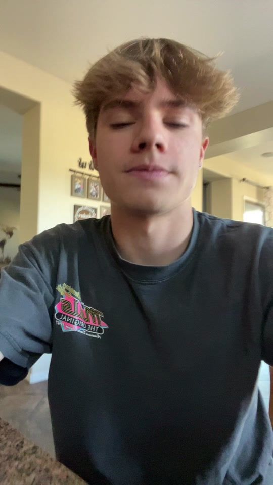 TikTok video thumbnail by zachypoodog
