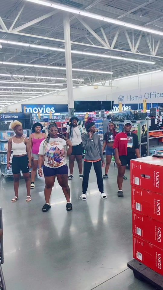 TikTok video thumbnail by _.xxsharra._