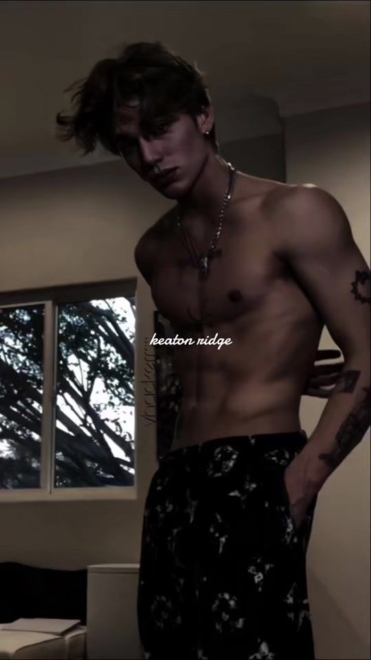 TikTok video thumbnail by skylar__writess