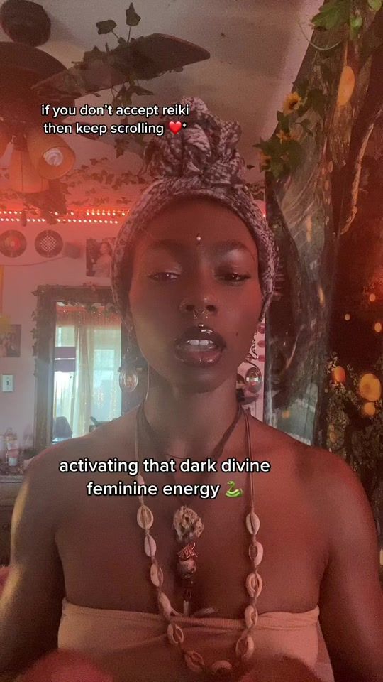 TikTok video thumbnail by livelovelelee