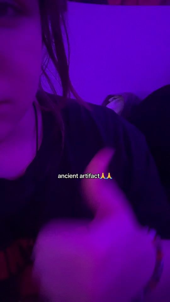 TikTok video thumbnail by queenelizabethsfootrest