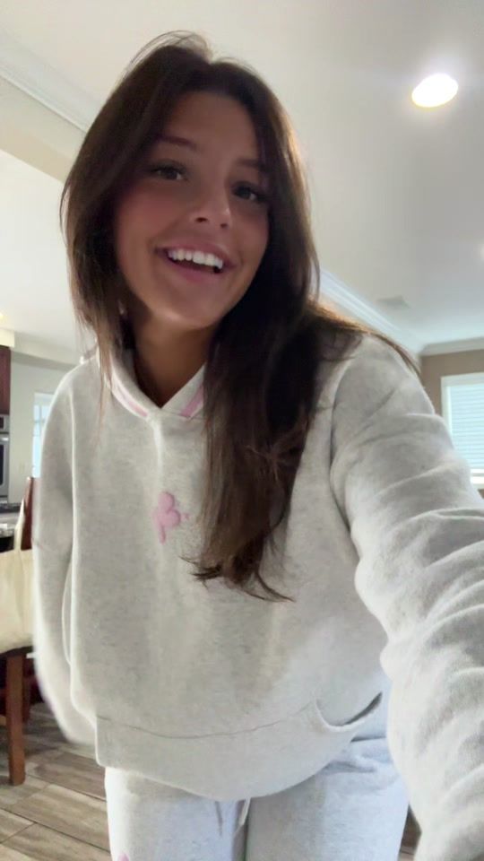 TikTok video thumbnail by ellieamiel