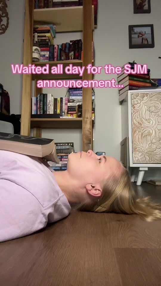 TikTok video thumbnail by blondeandbookery