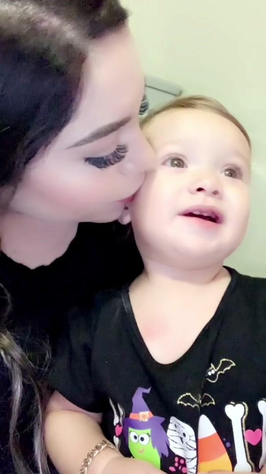 TikTok video thumbnail by lesleykarlette