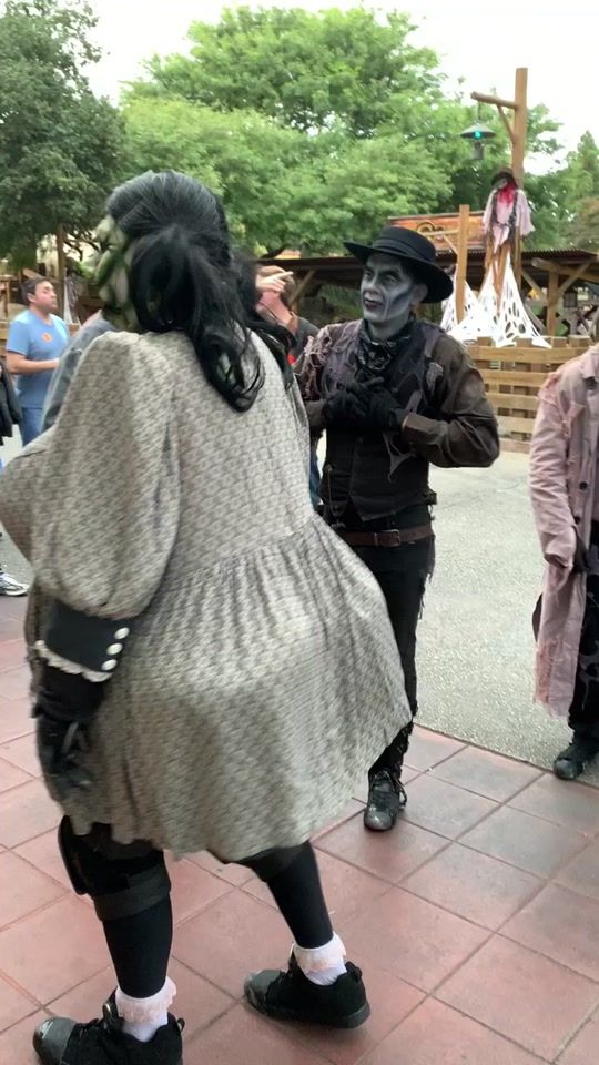 TikTok video thumbnail by disneynerdadventures