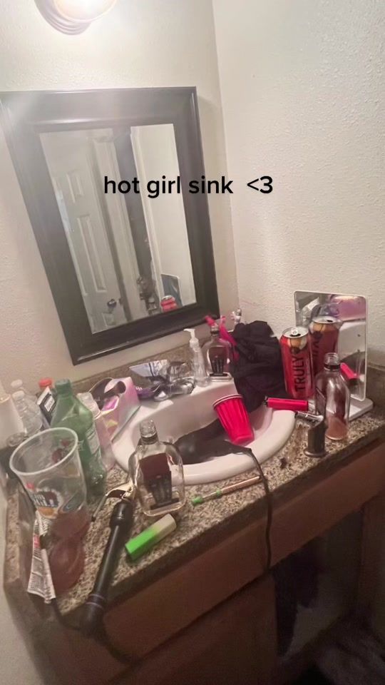 TikTok video thumbnail by c31est3