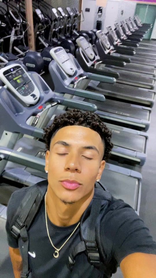 TikTok video thumbnail by _evrybdyhateschris