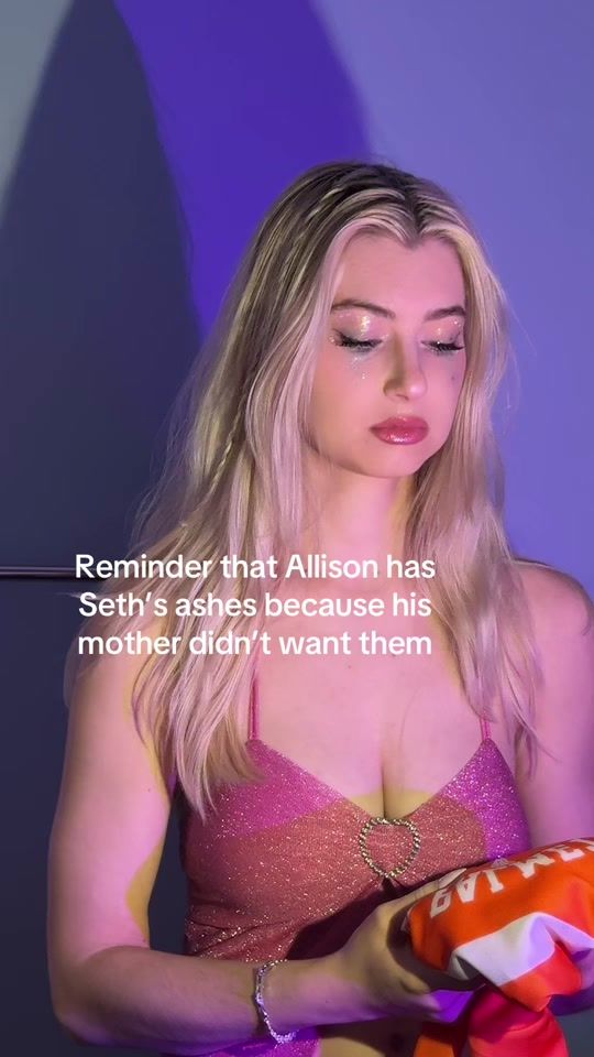 TikTok video thumbnail by mjcosplays