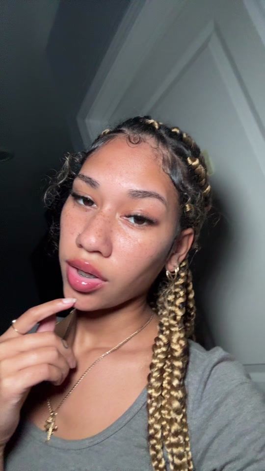 TikTok video thumbnail by therealthaisnelyvalentin