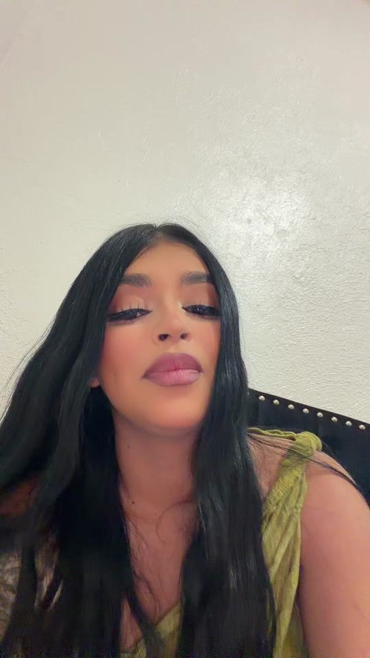 TikTok video thumbnail by dollshey_02