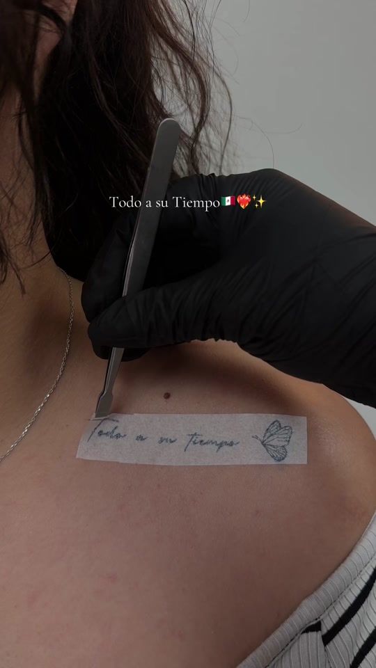 TikTok using Todo a Su Tiempo