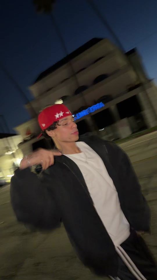 TikTok video thumbnail by larrayissexyashell