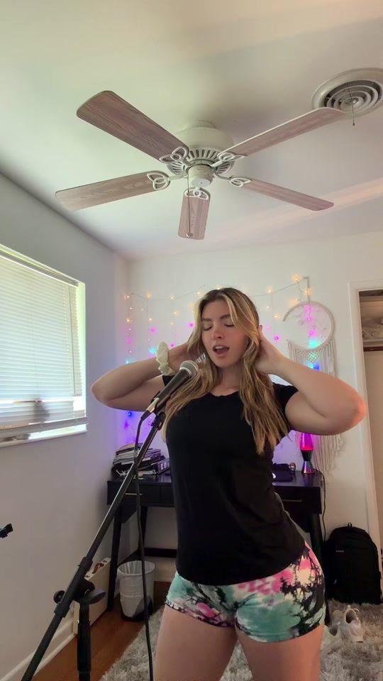 TikTok video thumbnail by carleycakeee