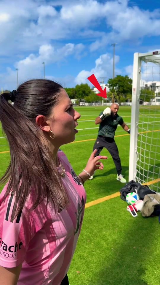 TikTok video thumbnail by safiifootball