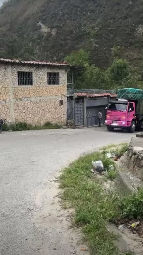 TikTok video thumbnail by titi_truck