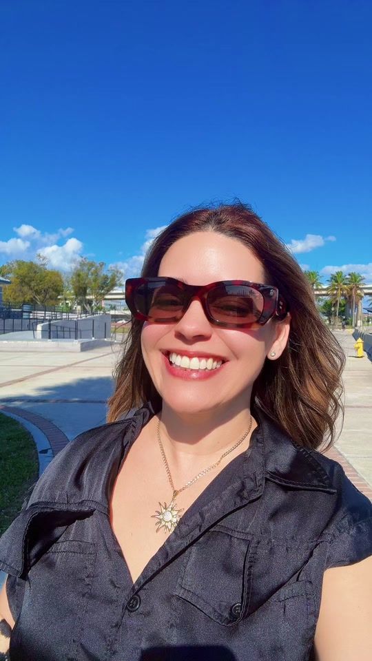 TikTok video thumbnail by daniaferro_author