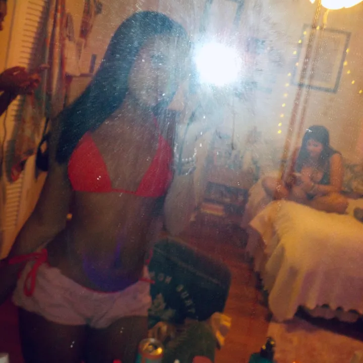 laurenainsley
