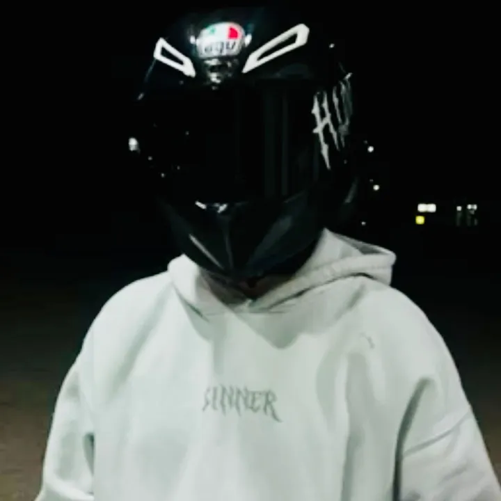 rider.hidden