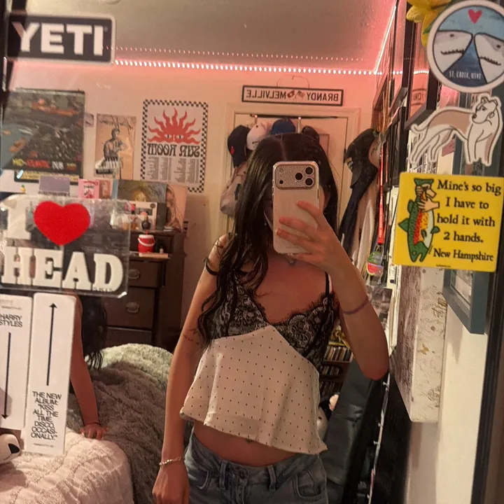 @_laurenmok