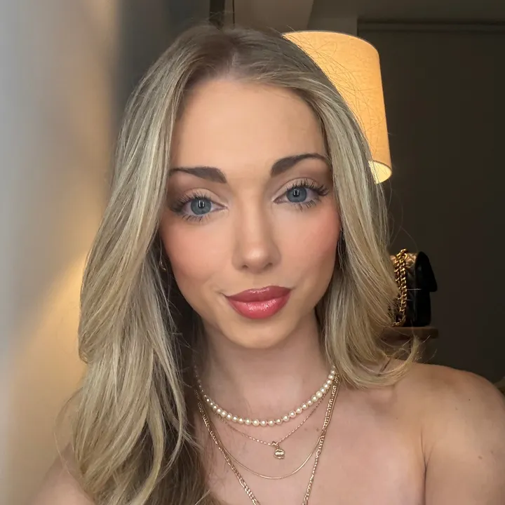 sophie.ades