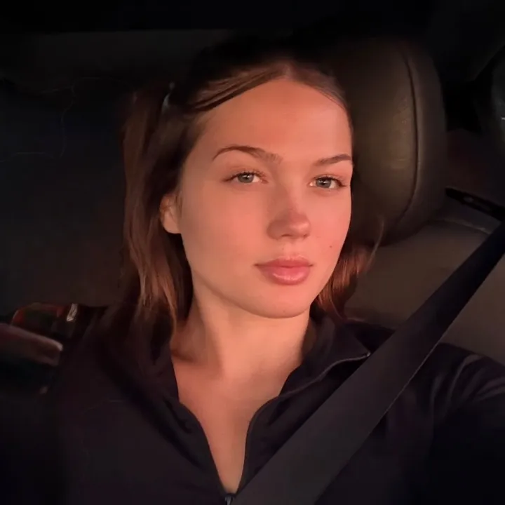 sheschillinn