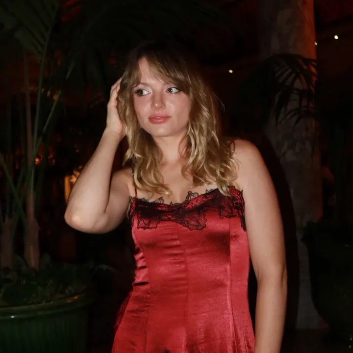sashaesloan