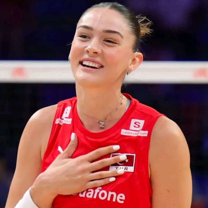 girlsvolleyball11