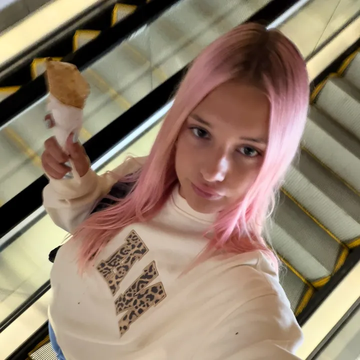 @lalaliesl