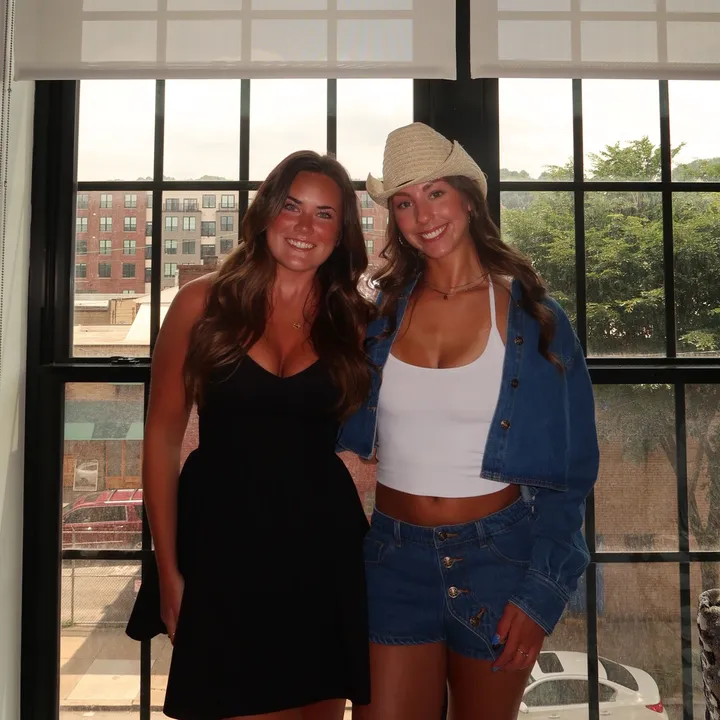 chloehallllll