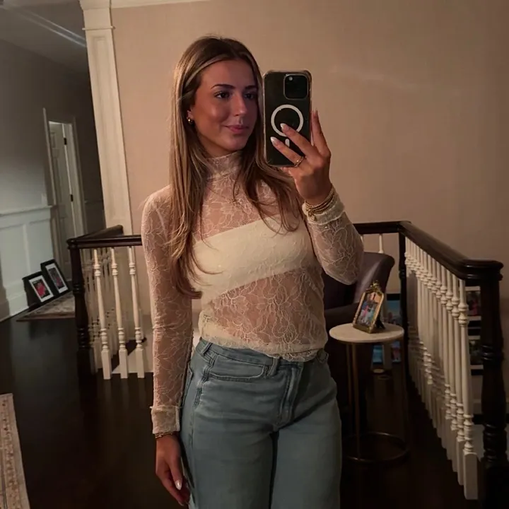 ella_roberts_
