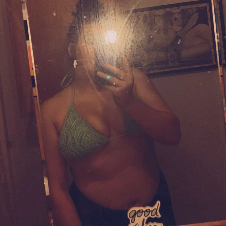 amyhales4