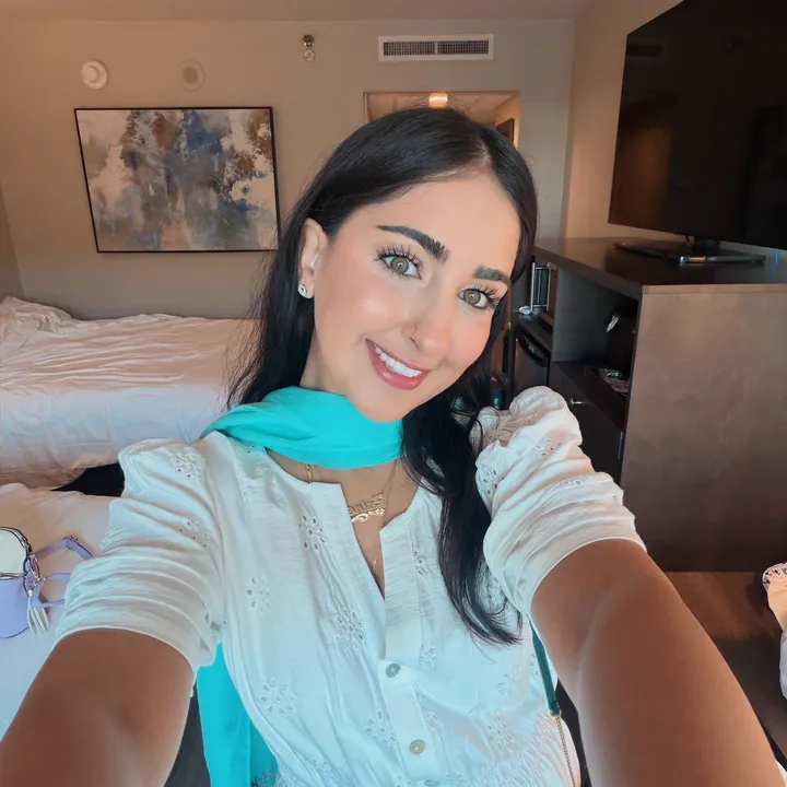 @zambyhoney
