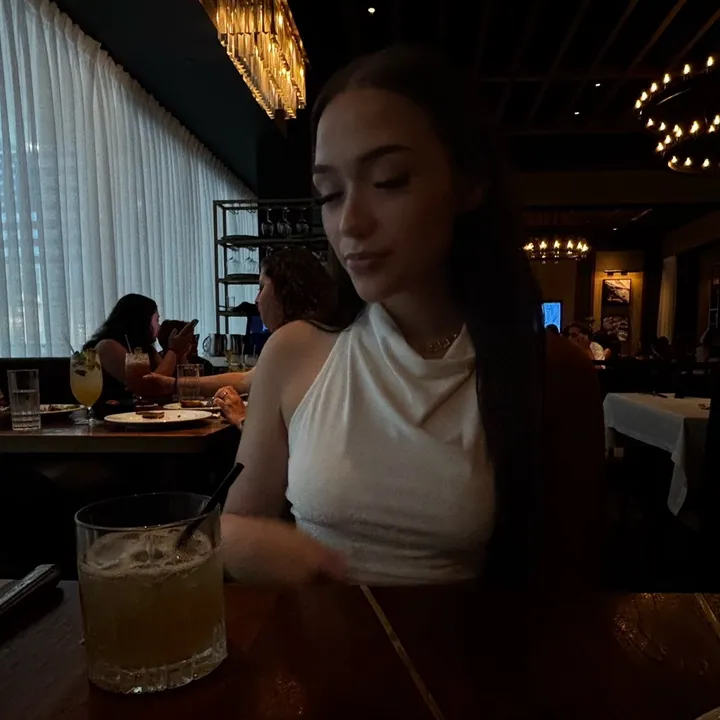 sofiaangelinaa