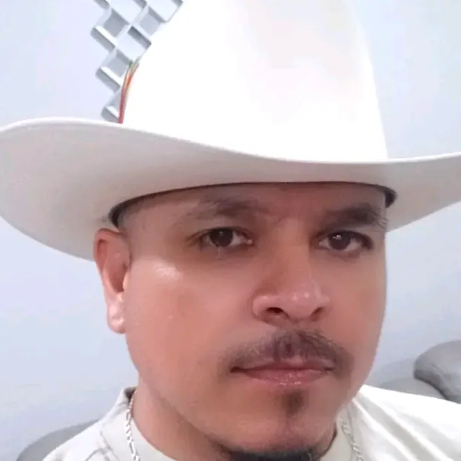 @elchavoags
