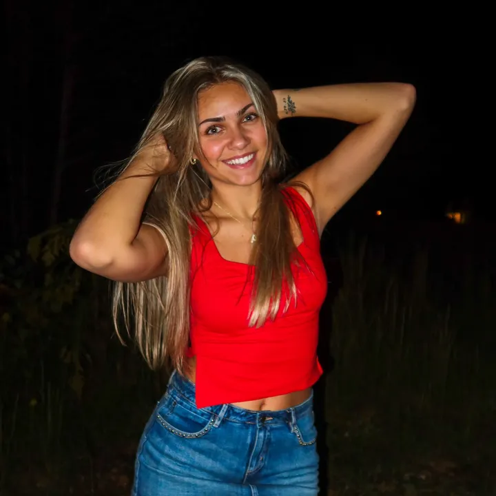 arianalee99