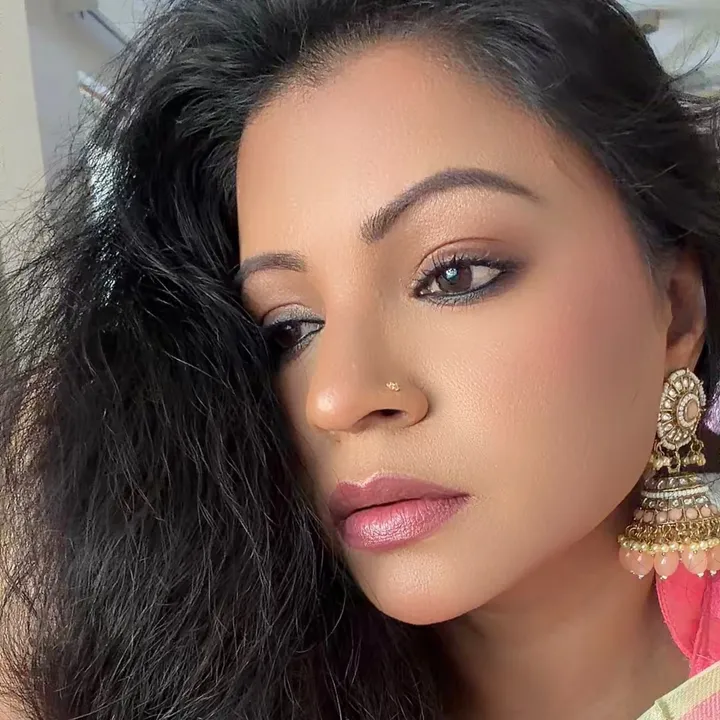selinakhan038