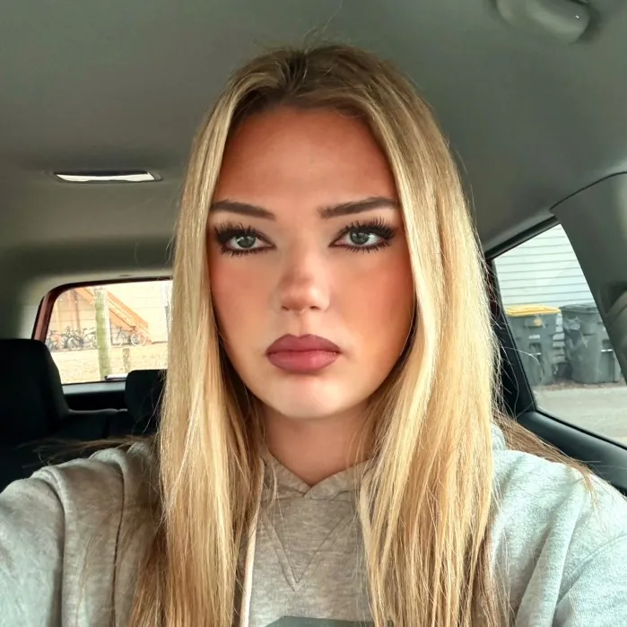 @itskarinajones