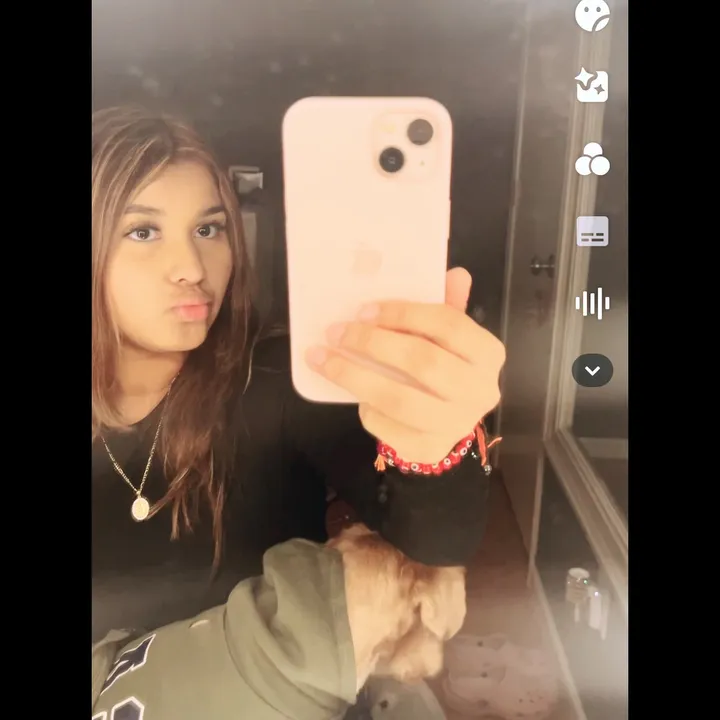 andrea_solisss