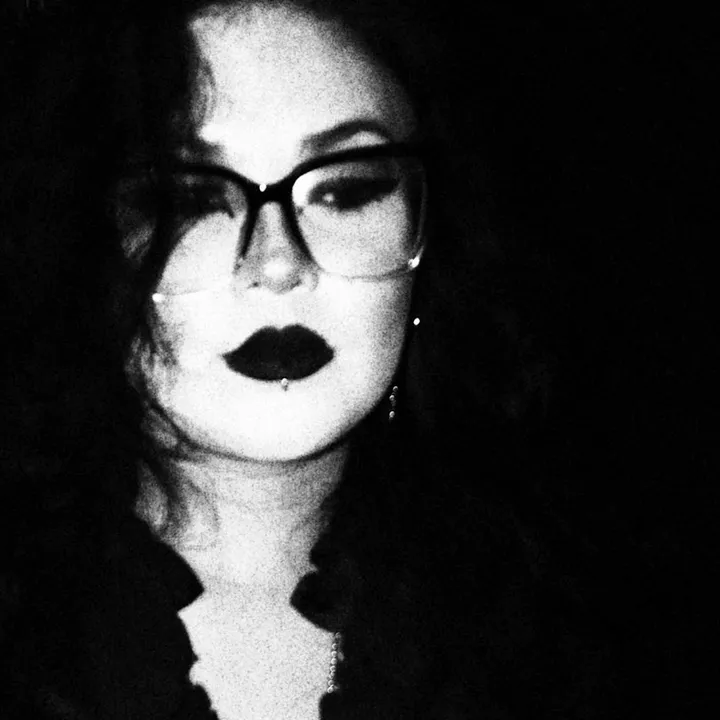 shesawomanonfire