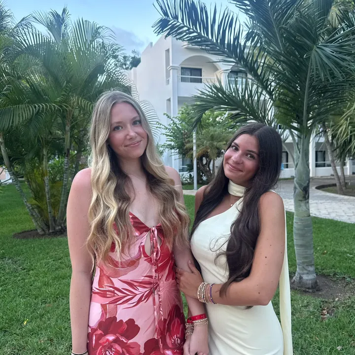 @clara_dye